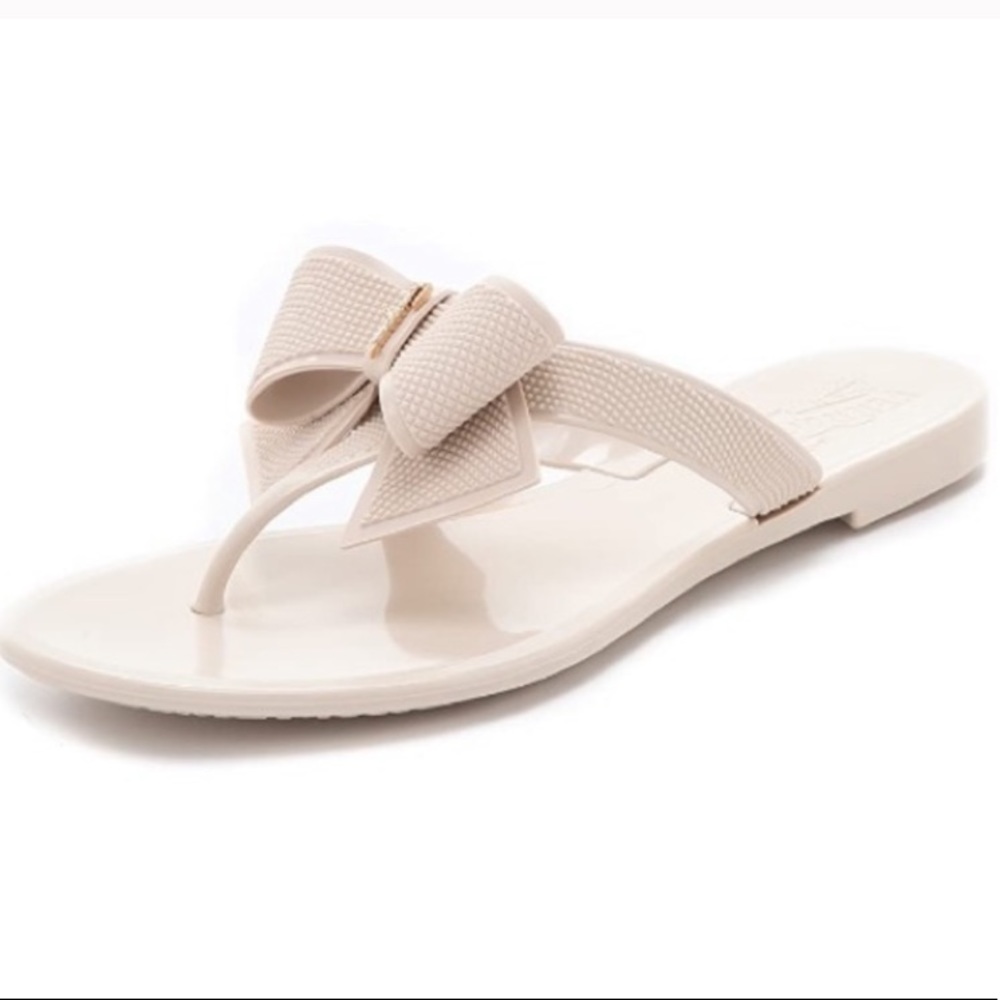 Salvatore Ferragamo Cream Bow Slippers
